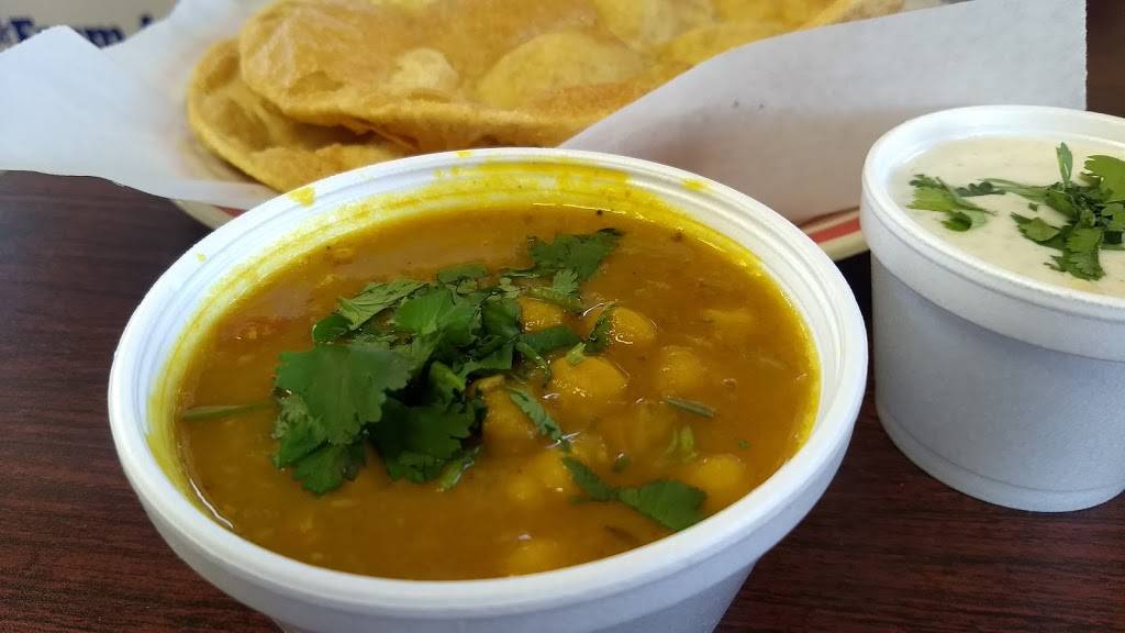 Samosa Hut | restaurant | 7050 N Cedar Ave, Fresno, CA 93720, USA | 5592996400 OR +1 559-299-6400