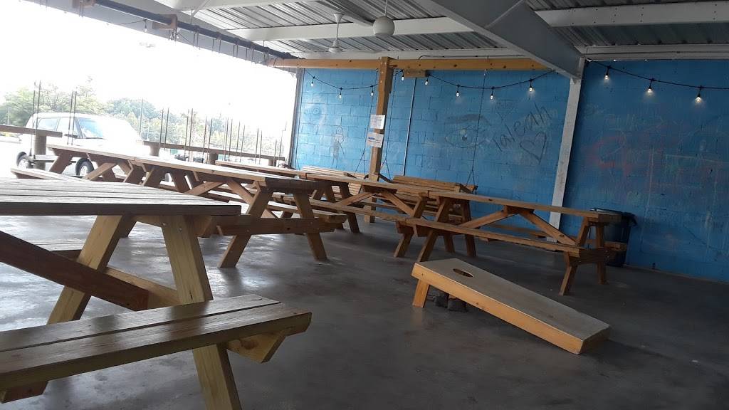 Pelicans SnoBalls of Irmo | restaurant | 6165 St Andrews Rd, Columbia, SC 29212, USA | 8034135369 OR +1 803-413-5369