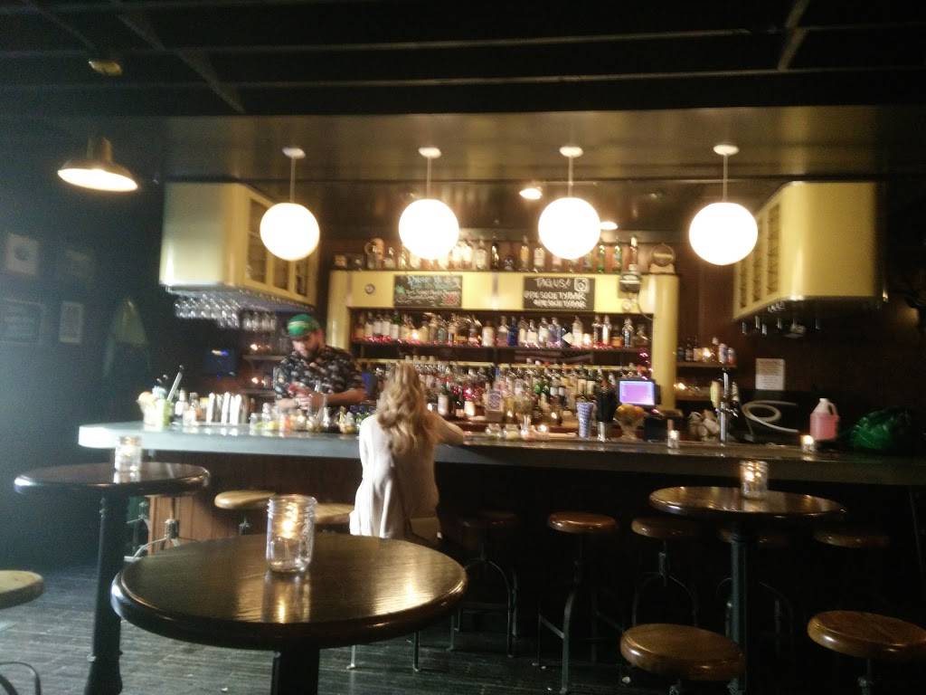 Pie Society Bar | restaurant | 353 E 17th St, Costa Mesa, CA 92627, USA | 9493136335 OR +1 949-313-6335