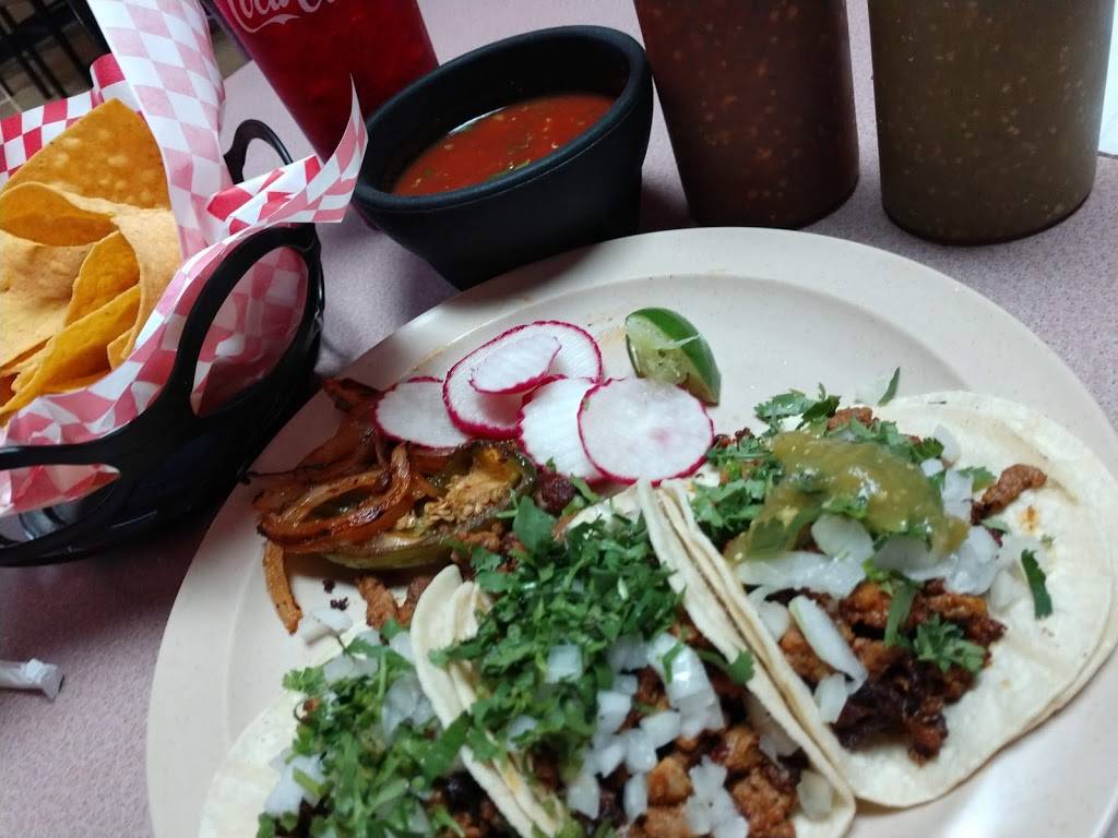 Taqueria Real Jacona | restaurant | 2308 SE 28th St, Bentonville, AR 72712, USA | 4792509813 OR +1 479-250-9813