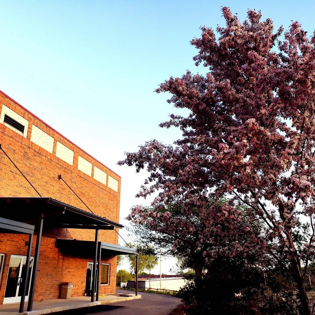 Whitewater Music Hall | cafe | 130 N 1st Ave St, Wausau, WI 54403, USA | 7152983202 OR +1 715-298-3202