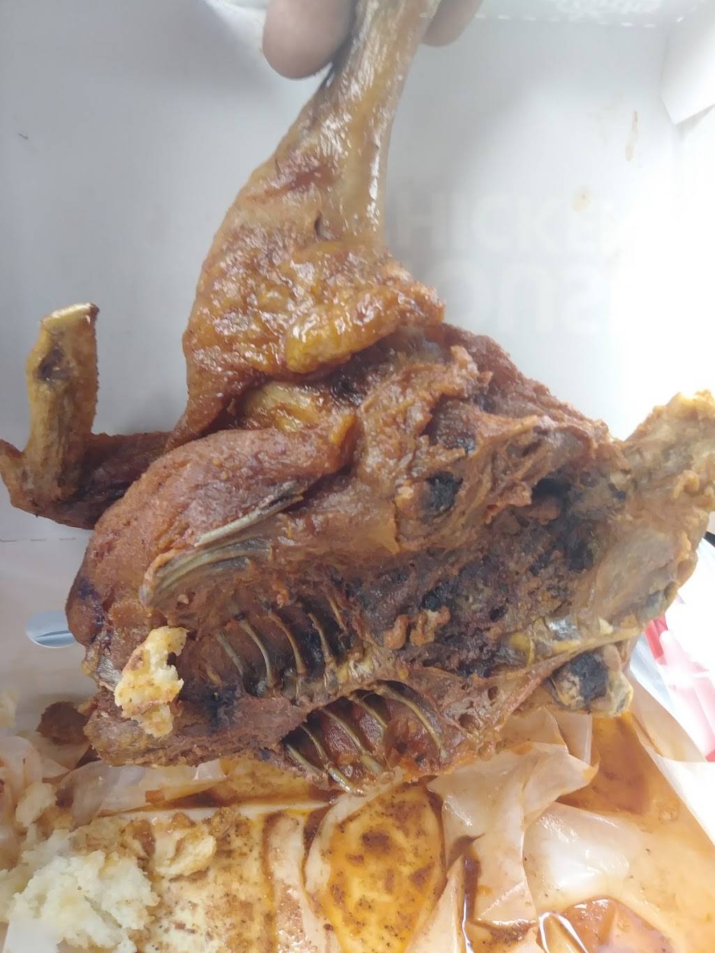 Churchs Chicken | restaurant | 58 W 79th St, Chicago, IL 60620, USA | 7736519830 OR +1 773-651-9830