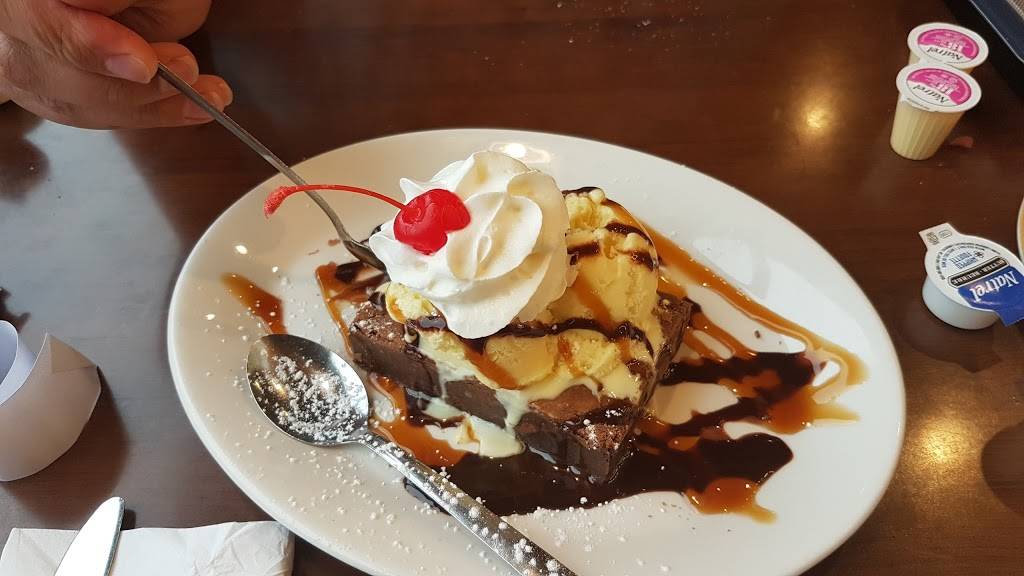 Swiss Chalet | restaurant | 1427 King St E, Courtice, ON L1E 2T6, Canada | 9055714588 OR +1 905-571-4588