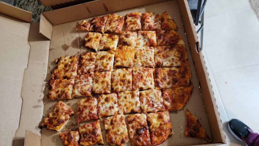 Freddies Pizza | meal takeaway | 739 Cortaro Dr, Sun City Center, FL 33573, USA | 8133313122 OR +1 813-331-3122