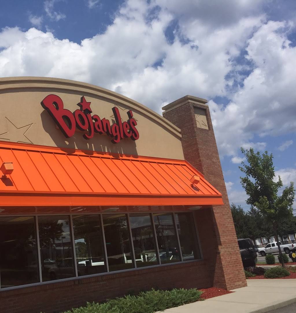 Bojangles Famous Chicken n Biscuits | restaurant | 1200 Burkemont Ave, Morganton, NC 28655, USA | 8284335152 OR +1 828-433-5152