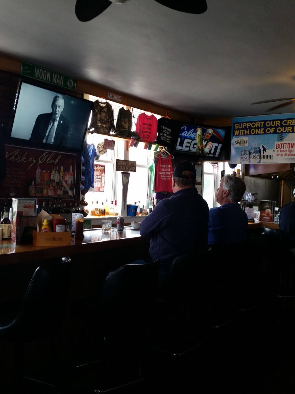 Sand Bar | restaurant | 130 Washington Ave, Wisconsin Dells, WI 53965, USA | 6082533073 OR +1 608-253-3073