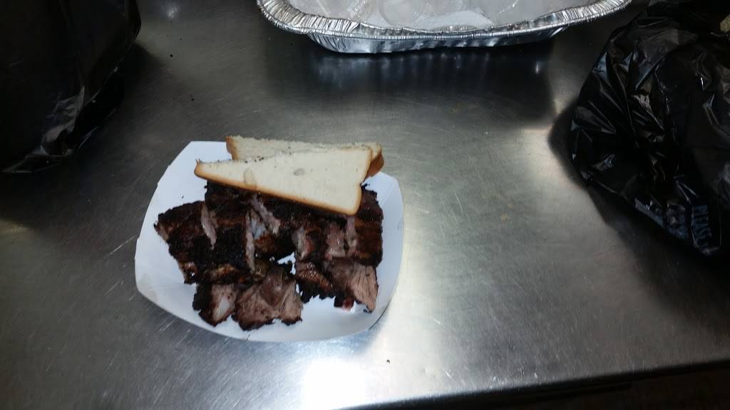 Jamaican Grill | restaurant | 5241 W Chicago Ave, Oak Park, IL 60302, USA | 7086609840 OR +1 708-660-9840