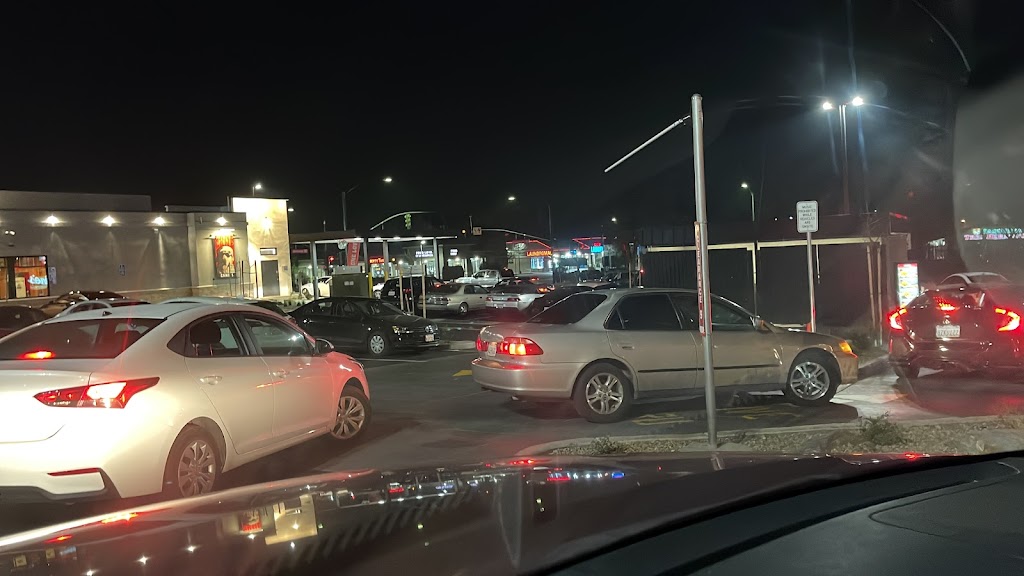 Raising Canes Chicken Fingers | restaurant | 7804 Greenback Ln, Citrus Heights, CA 95610, USA | 9165826894 OR +1 916-582-6894