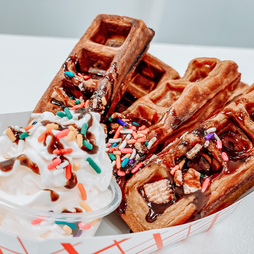 The Hangout Spot | cafe | 601 Weldon Blvd suit 105, Lake Mary, FL 32746, USA | 3529015520 OR +1 352-901-5520