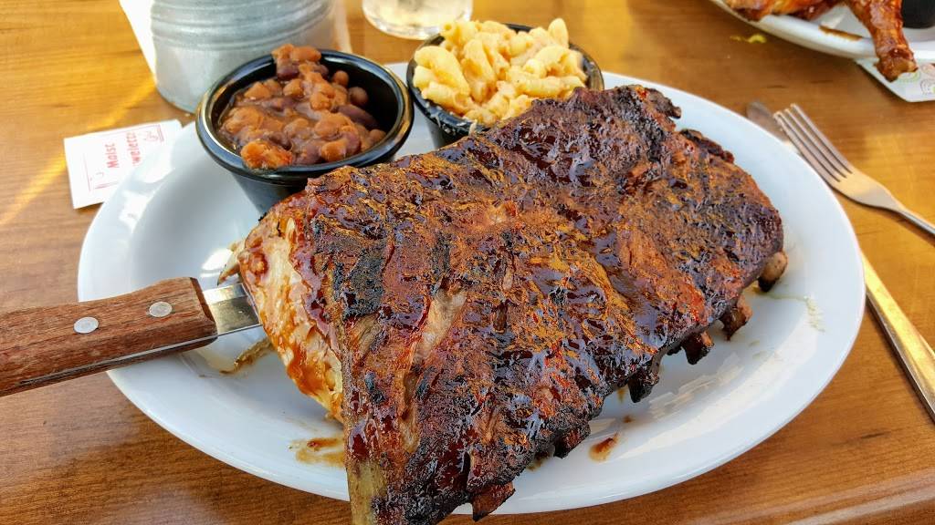 Camp 31 | restaurant | 22 Paris Rd, Paris, ON N3L 5X2, Canada | 5194423560 OR +1 519-442-3560