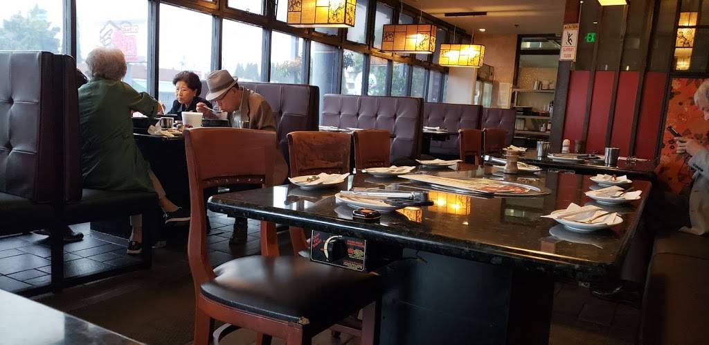 Oo Kook Korean BBQ | restaurant | 3385 W 8th St, Los Angeles, CA 90005, USA | 2133855665 OR +1 213-385-5665