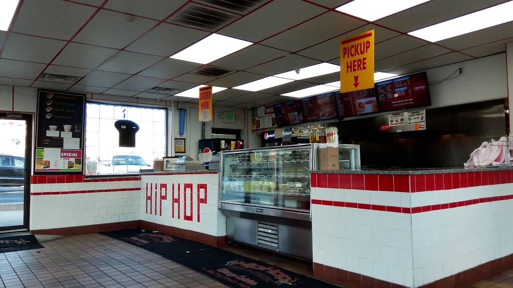 Hip Hop Fish & Chicken | restaurant | 901 N Caroline St, Baltimore, MD 21205, USA | 4103276565 OR +1 410-327-6565