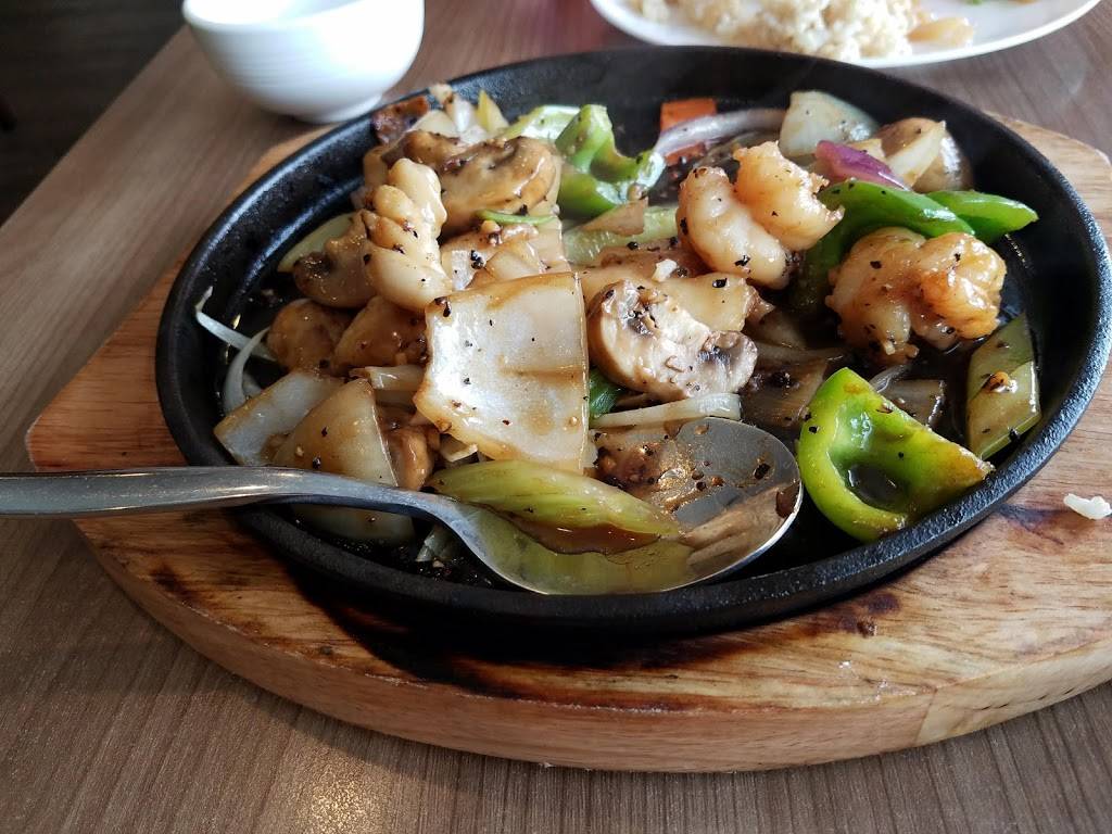 Red Bamboo Bistro | restaurant | 1306 Union Ave NE # 12, Renton, WA 98059, USA | 4252553612 OR +1 425-255-3612