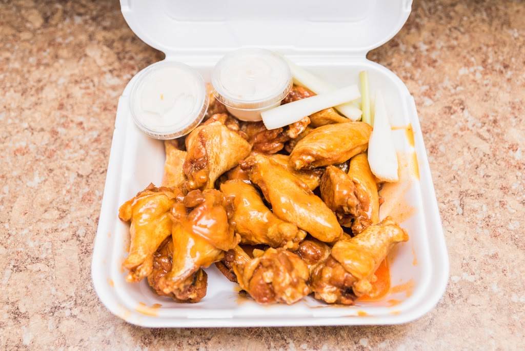 Ninos Pizzeria | restaurant | 26 Market St, Attica, NY 14011, USA | 5855910745 OR +1 585-591-0745