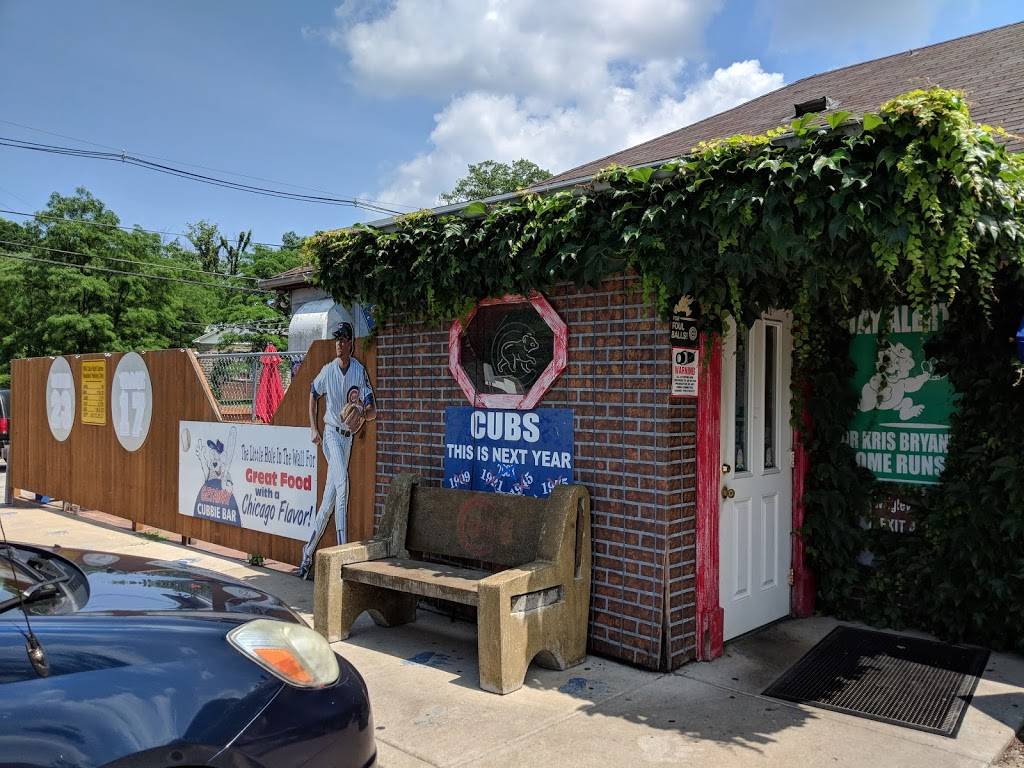 The Getaway Grille & Cubbie Bar | restaurant | 9489 Red Arrow Hwy, Bridgman, MI 49106, USA | 2694655932 OR +1 269-465-5932