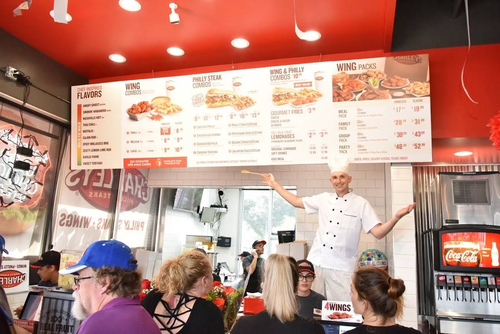 Charleys Philly Steaks & Wings | restaurant | 2615 James L Redman Pkwy, Plant City, FL 33566, USA | 8136528123 OR +1 813-652-8123