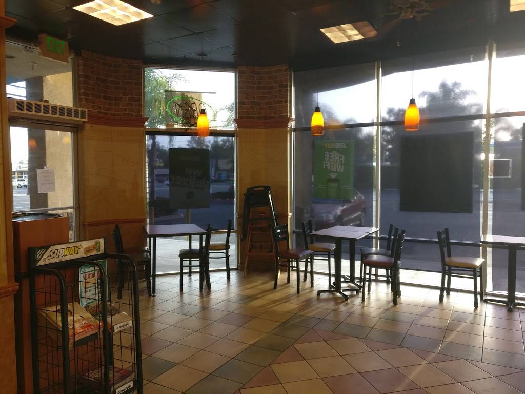 Subway Restaurants | restaurant | 2633 W Edinger Ave #200, Santa Ana, CA 92704, USA | 7149663050 OR +1 714-966-3050