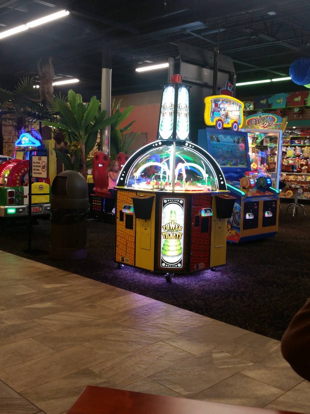 Playzone Toledo | restaurant | 130 New Towne Square Dr, Toledo, OH 43612, USA | 4195400000 OR +1 419-540-0000