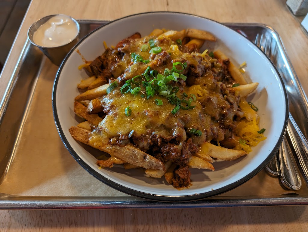 Emmis Restaurant | restaurant | 45 N Baldwin Ave, Sierra Madre, CA 91024, USA | 6263253556 OR +1 626-325-3556