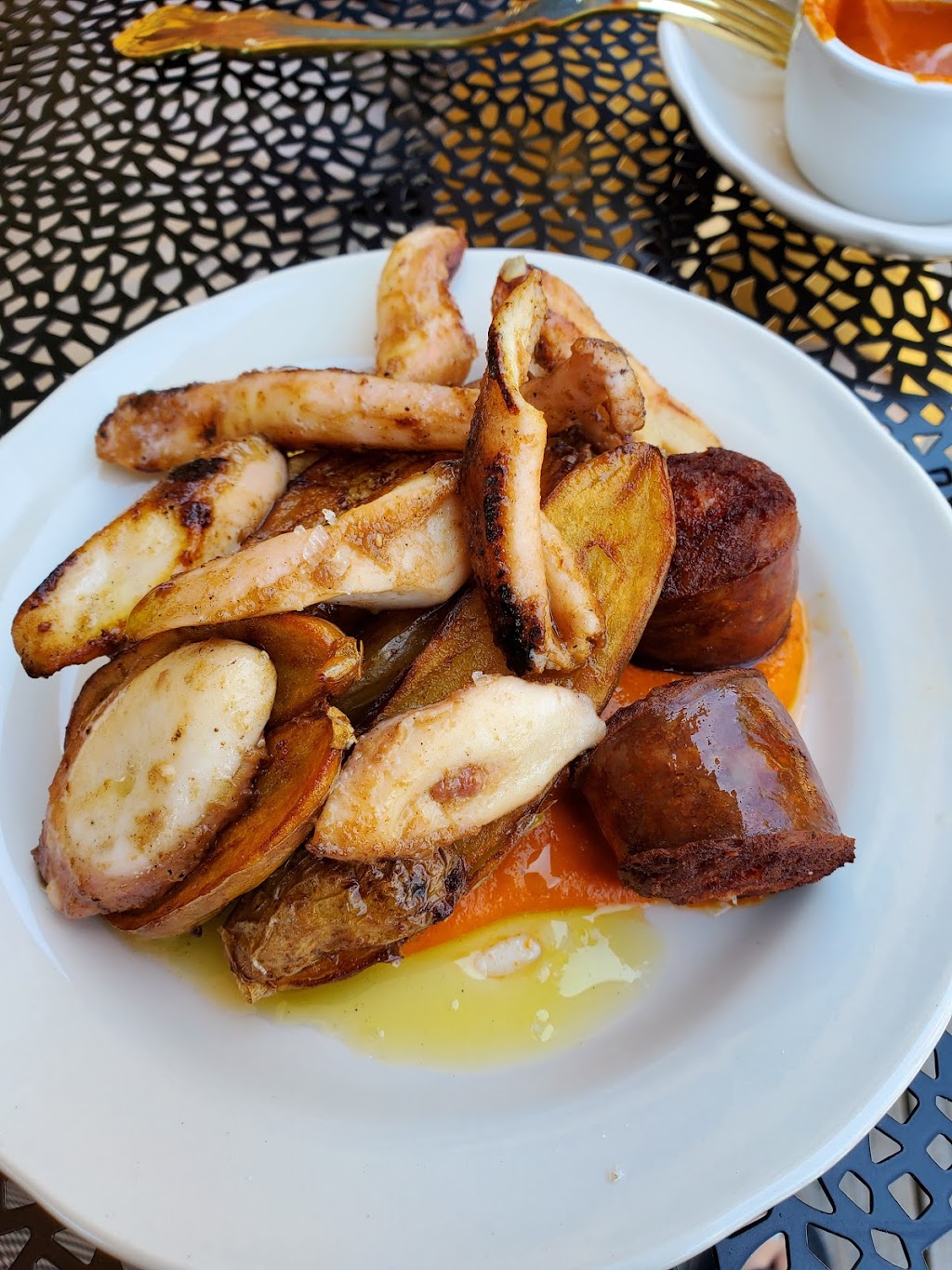 Mariposa Tapas Bar | restaurant | 1502 S 3rd St, Wilmington, NC 28401, USA | 9107690763 OR +1 910-769-0763