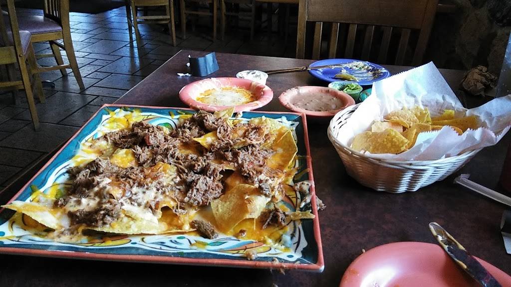 Salinas 2 Mexican Restaurant | restaurant | 4601 Gravois Ave, St. Louis, MO 63116, USA | 3146968877 OR +1 314-696-8877