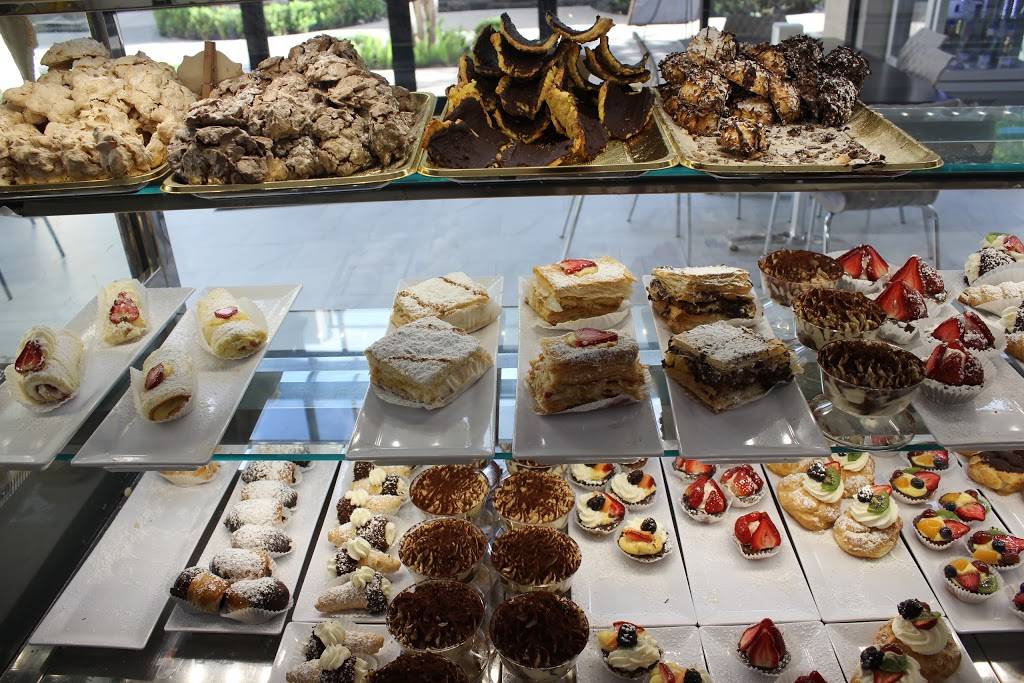 Fellini Gelato & Caffe | cafe | 794 Sorella Ct, Houston, TX 77024, USA | 2818886261 OR +1 281-888-6261