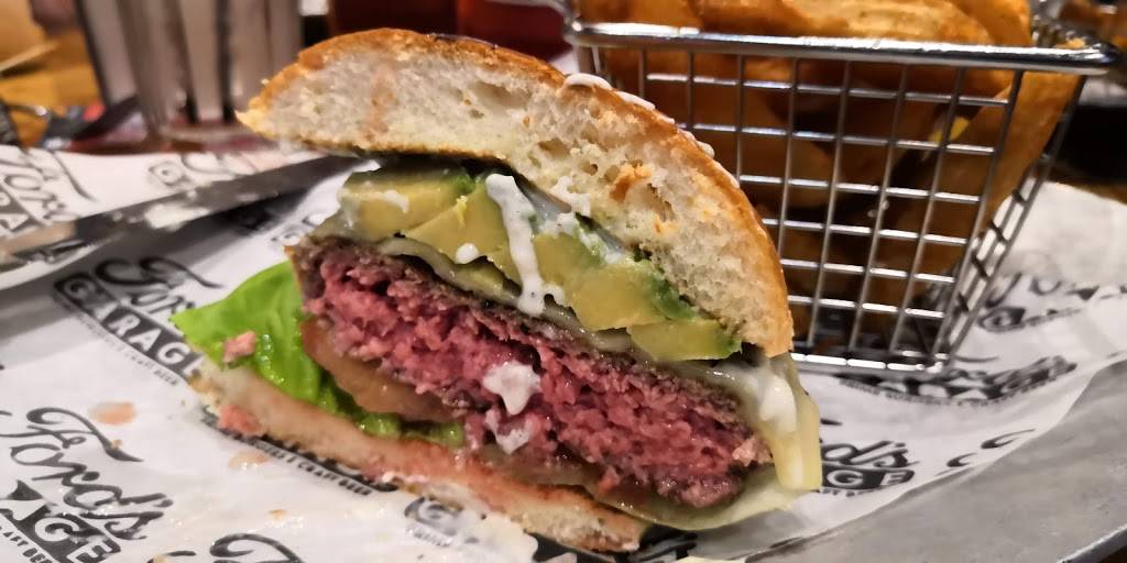 Fords Garage | restaurant | 11105 Causeway Blvd, Brandon, FL 33511, USA | 8136613673 OR +1 813-661-3673