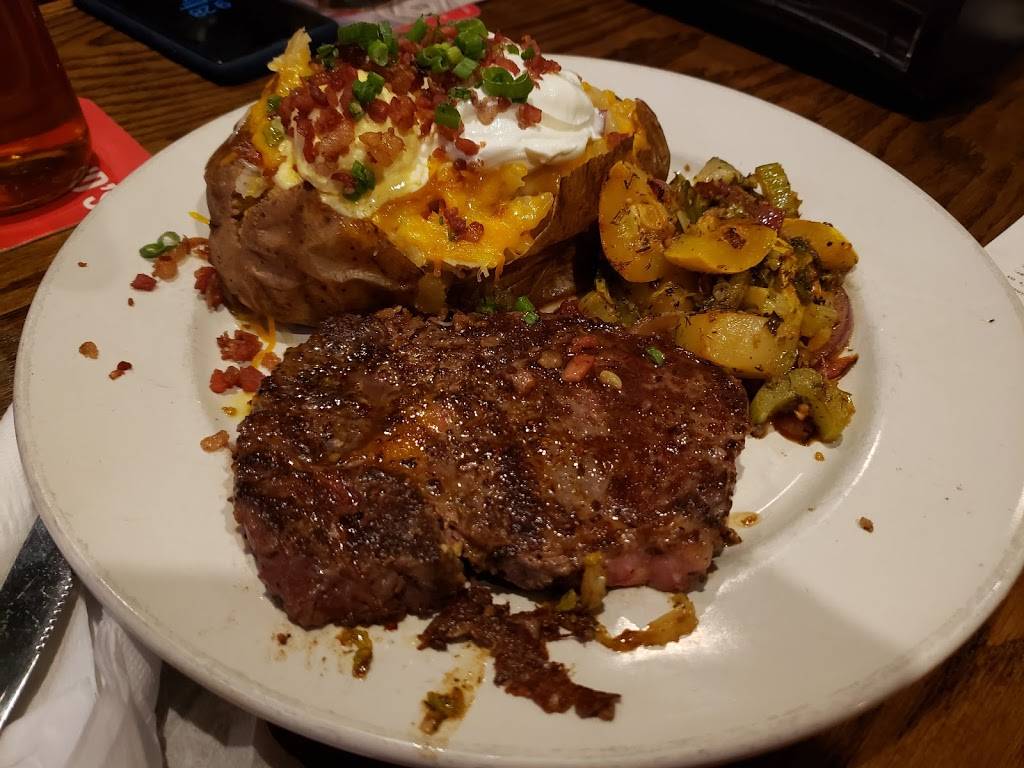 Fat Daddys Pub and Grille | restaurant | 8056 S Memorial Dr, Tulsa, OK 74133, USA | 9188726206 OR +1 918-872-6206