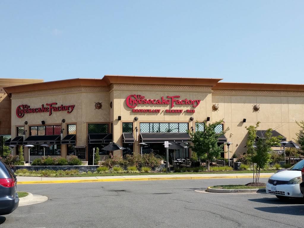 The Cheesecake Factory | restaurant | 2708 Potomac Mills Cir, Woodbridge, VA 22192, USA | 7034908155 OR +1 703-490-8155