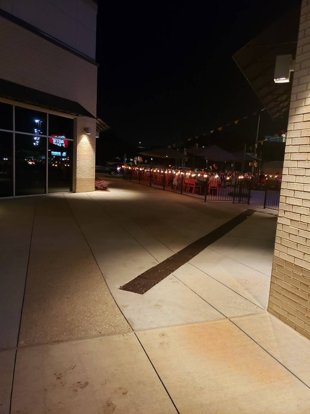 El Tiz Tizoncito Kessler Park | restaurant | 2222 Fort Worth Ave Suite 160, Dallas, TX 75211, USA | 2149484858 OR +1 214-948-4858