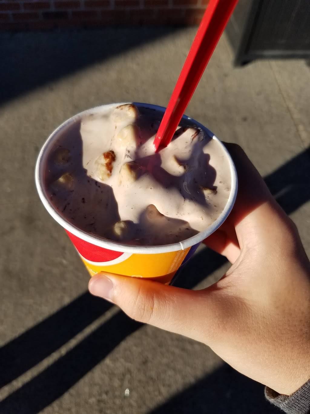 Dairy Queen Grill & Chill | restaurant | 720 Westmount Rd E, Kitchener, ON N2E 2M6, Canada | 5192081185 OR +1 519-208-1185