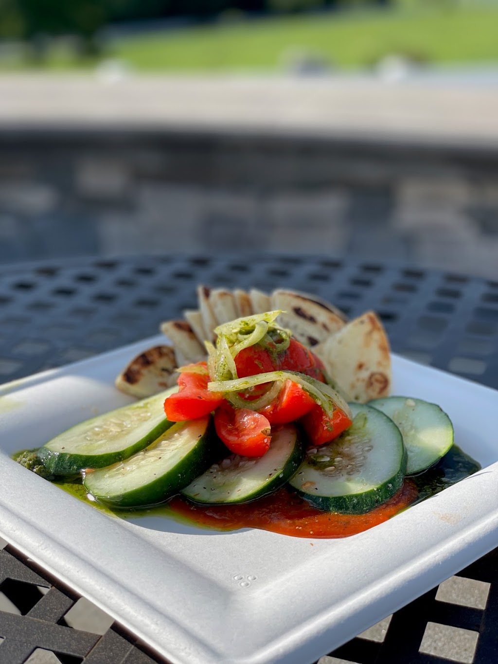 Red Horse Out | restaurant | 45 Winstons Chase Ct, Landrum, SC 29356, USA | 8644576805 OR +1 864-457-6805