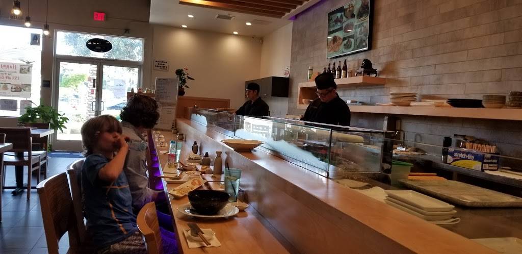 Boto Sushi Del Mar | restaurant | 2628 Del Mar Heights Rd, Del Mar, CA 92014, USA | 8588472828 OR +1 858-847-2828