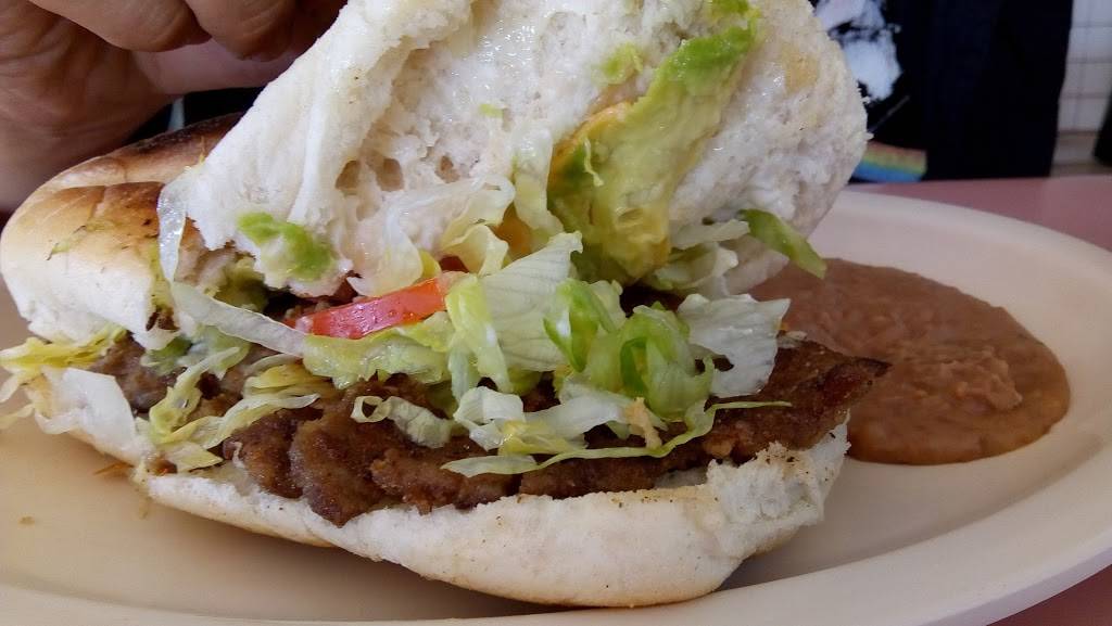 Tortas Reynas | restaurant | No. 902, Av. Ruiz 9, Zona Centro, 22800 Ensenada, B.C., Mexico | 016461781275 OR +52 646 178 1275