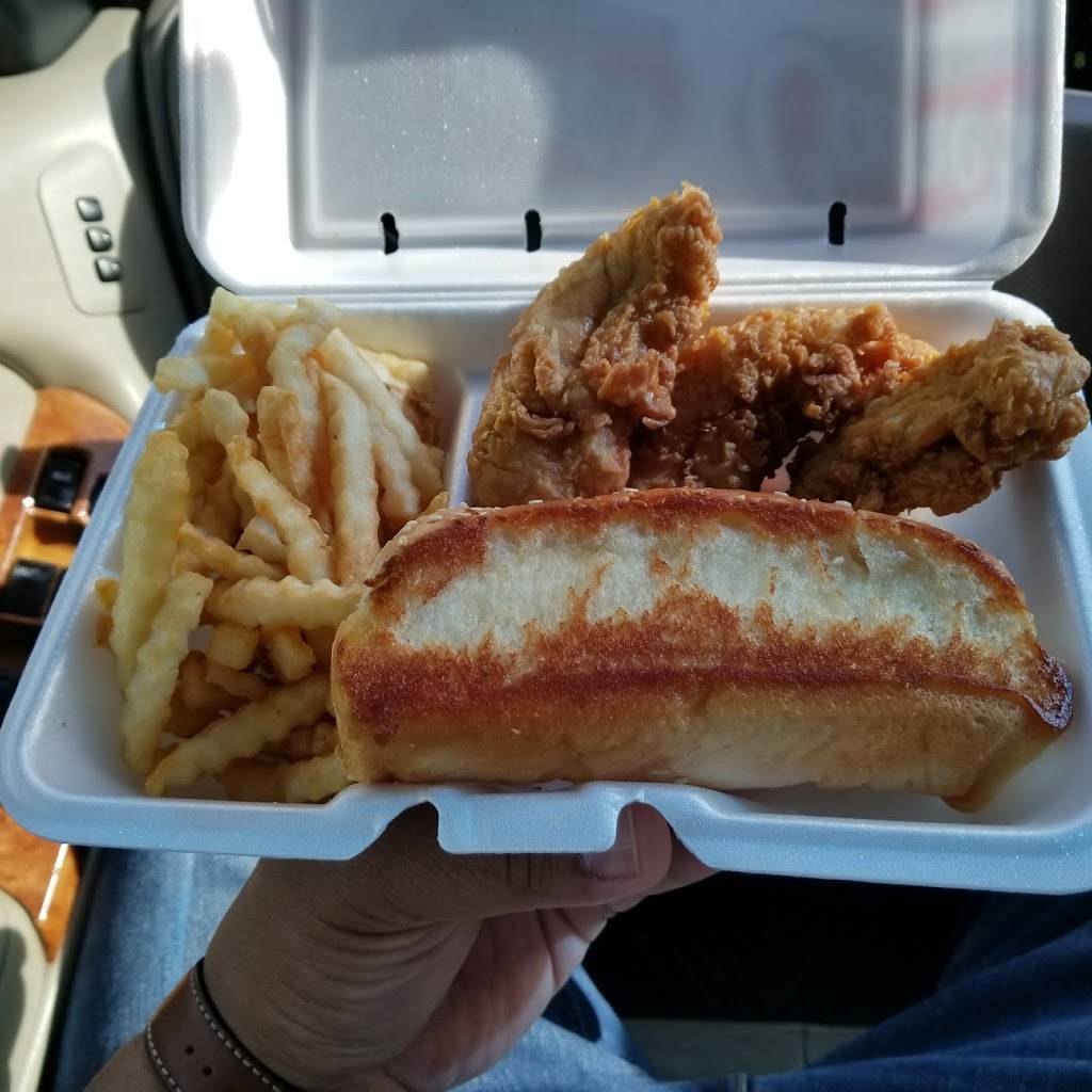 Raising Canes Chicken Fingers | meal takeaway | 5120 Dixie Hwy, Fairfield, OH 45014, USA | 5138154414 OR +1 513-815-4414