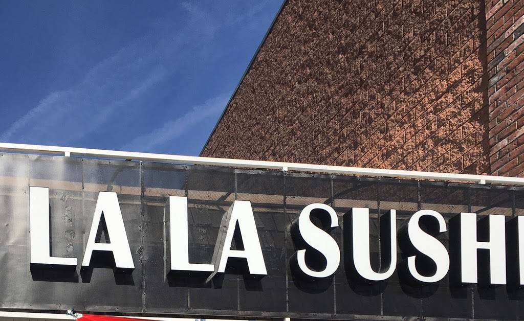 LA LA Sushi | restaurant | 12415 Ventura Blvd, Studio City, CA 91604, USA | 8187607280 OR +1 818-760-7280