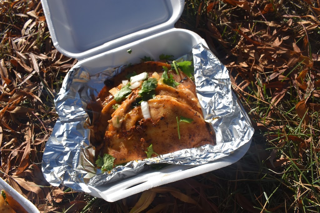 786 Tacos | restaurant | CA-99, Lodi, CA 95240, USA | 2094378437 OR +1 209-437-8437