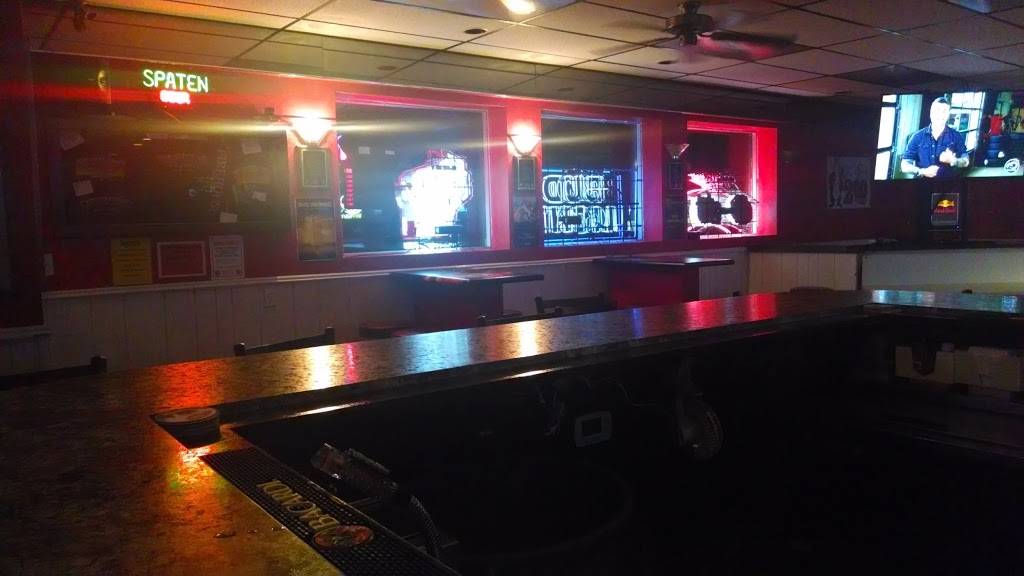 The Firehouse | restaurant | 117 S 1st St, Mt Horeb, WI 53572, USA | 6084377725 OR +1 608-437-7725