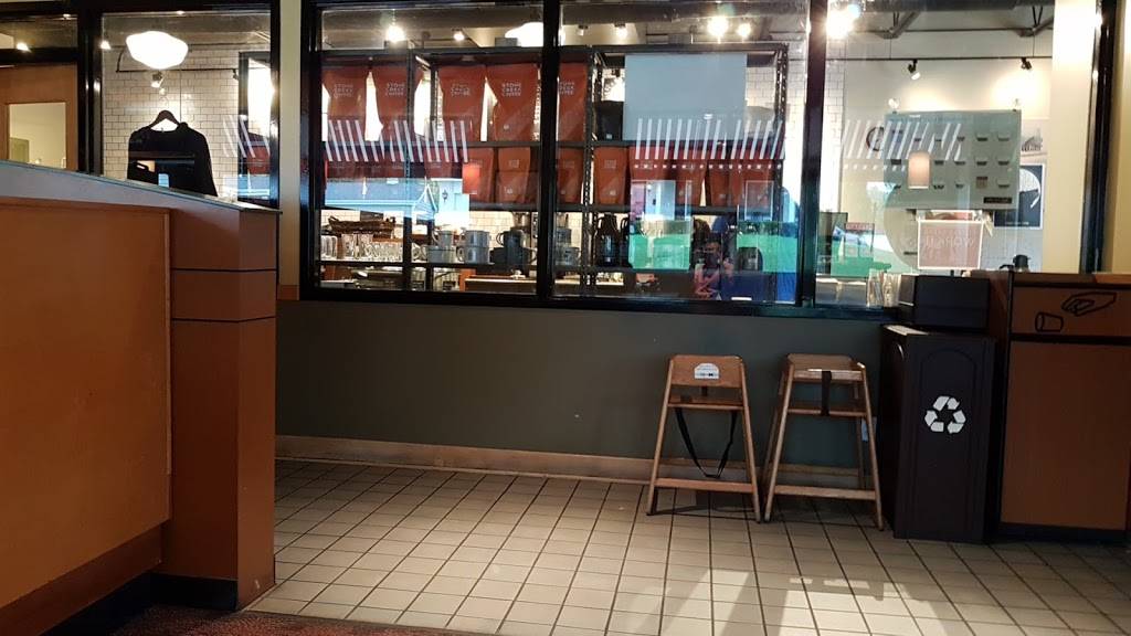 Brueggers Bagels | bakery | 8340 W Bluemound Rd, Wauwatosa, WI 53213, USA | 4144431303 OR +1 414-443-1303