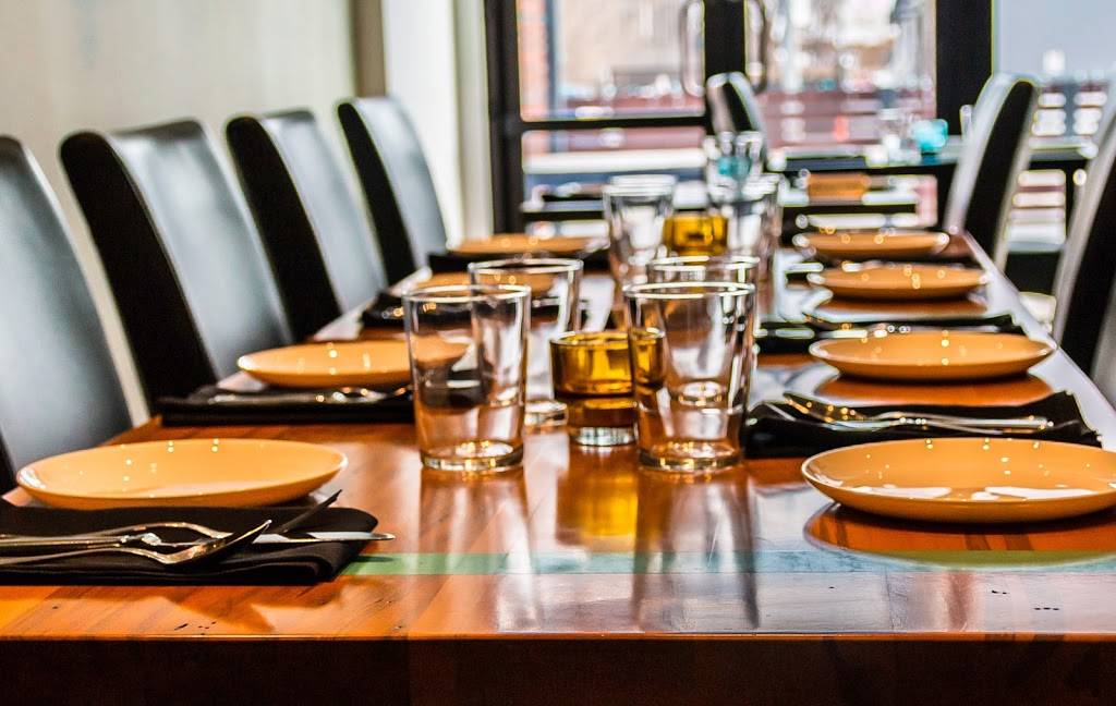 Tich | restaurant | 2314 Lake Shore Blvd W, Etobicoke, ON M8V 1B5, Canada | 6473498424 OR +1 647-349-8424