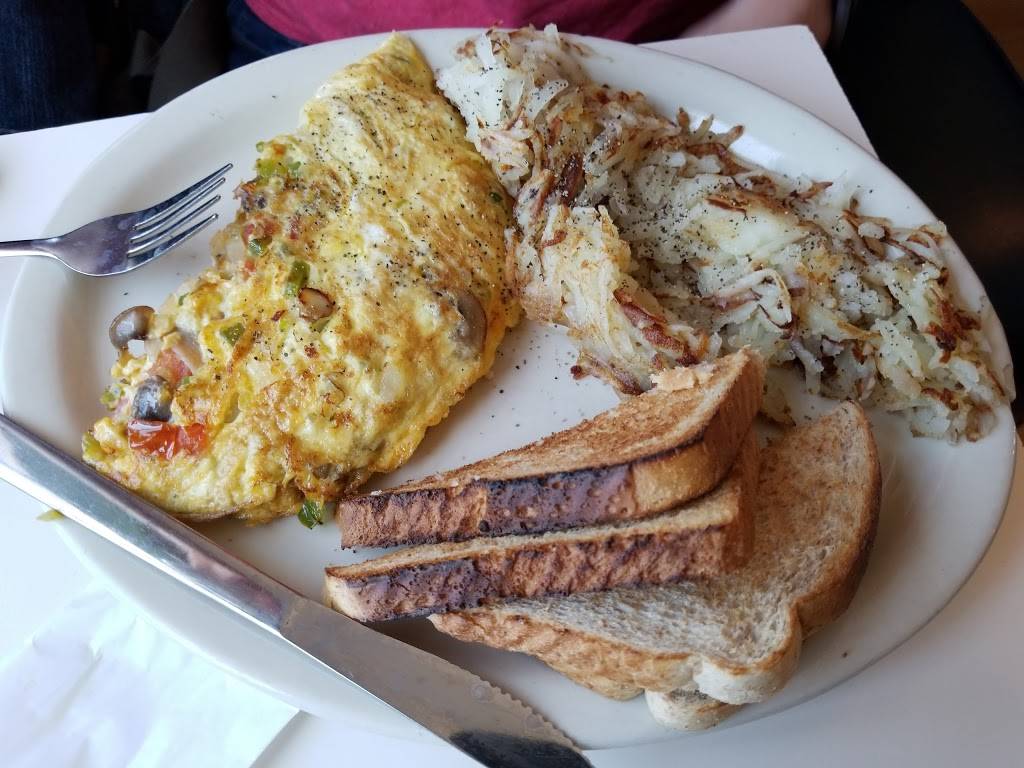 Piccadilly Lilly Airport Diner | restaurant | E2513 Co Rd JJ, Spring Green, WI 53588, USA | 6085833318 OR +1 608-583-3318