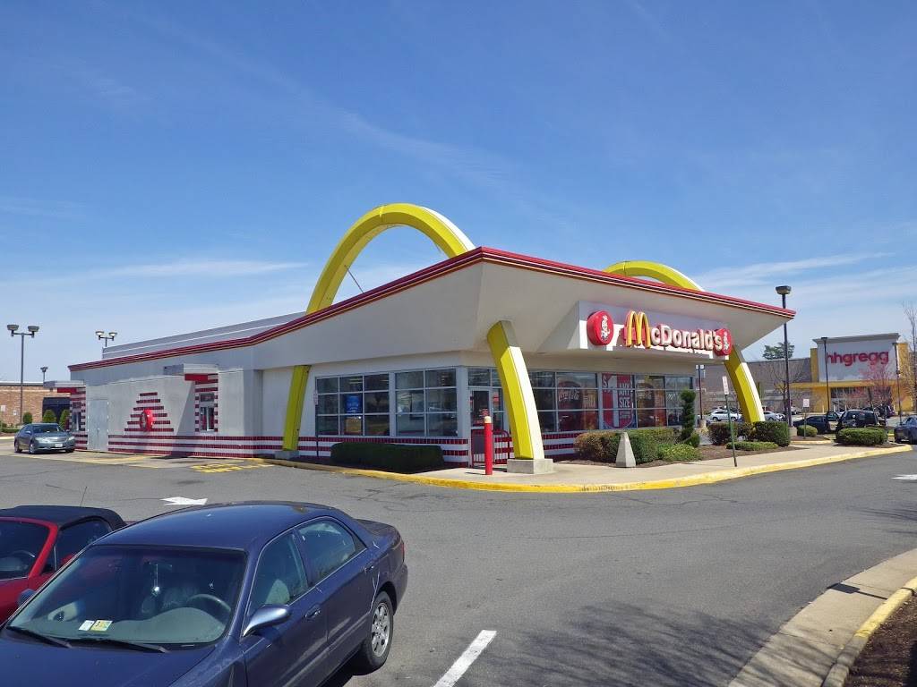 McDonalds | cafe | 1701 Carl D. Silver Parkway, Fredericksburg, VA 22401, USA | 5405481587 OR +1 540-548-1587