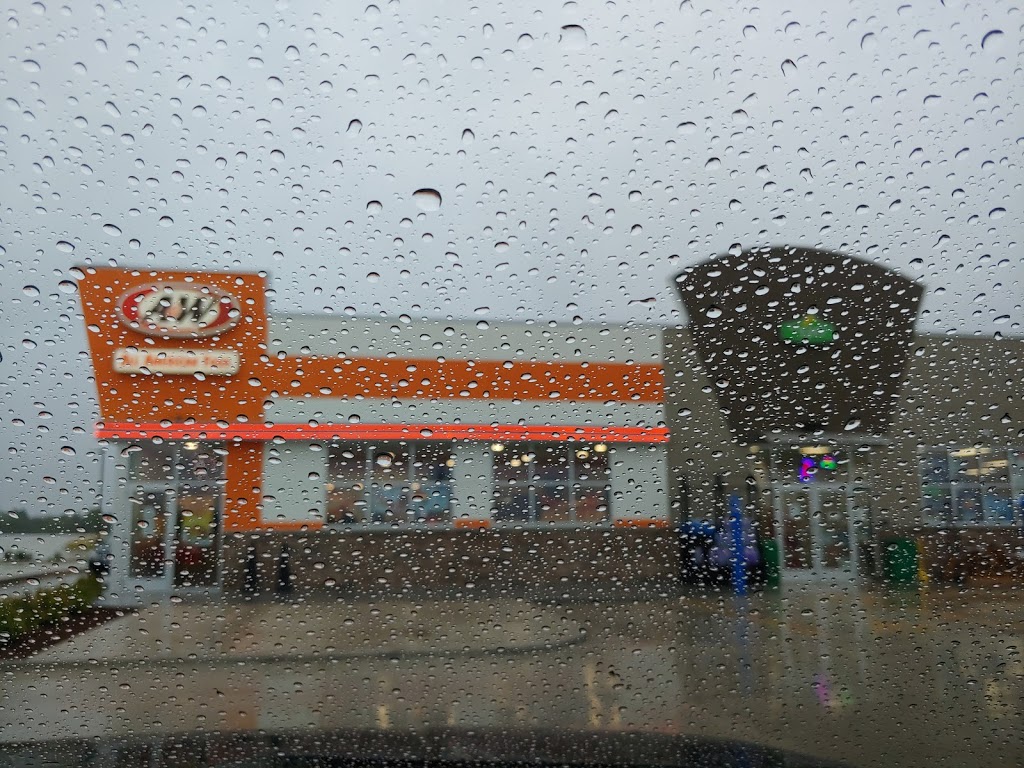 A&W Restaurant | restaurant | 1415 W Junction Rd, Jefferson, WI 53549, USA | 9206052002 OR +1 920-605-2002