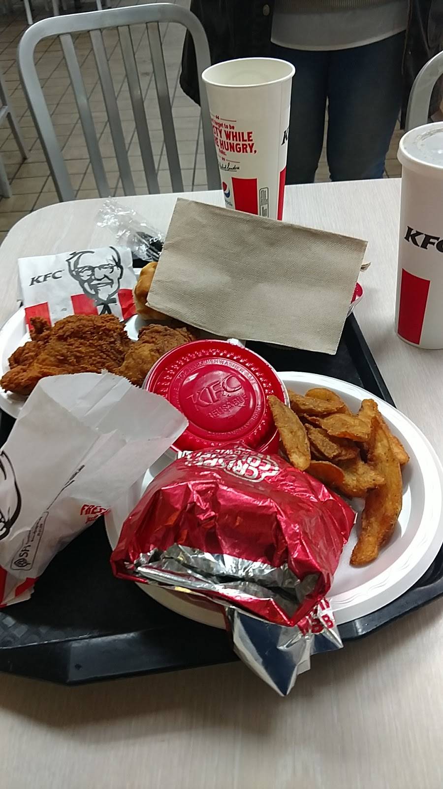 KFC | restaurant | 2312 S Maryland Pkwy, Las Vegas, NV 89104, USA | 7252183640 OR +1 725-218-3640