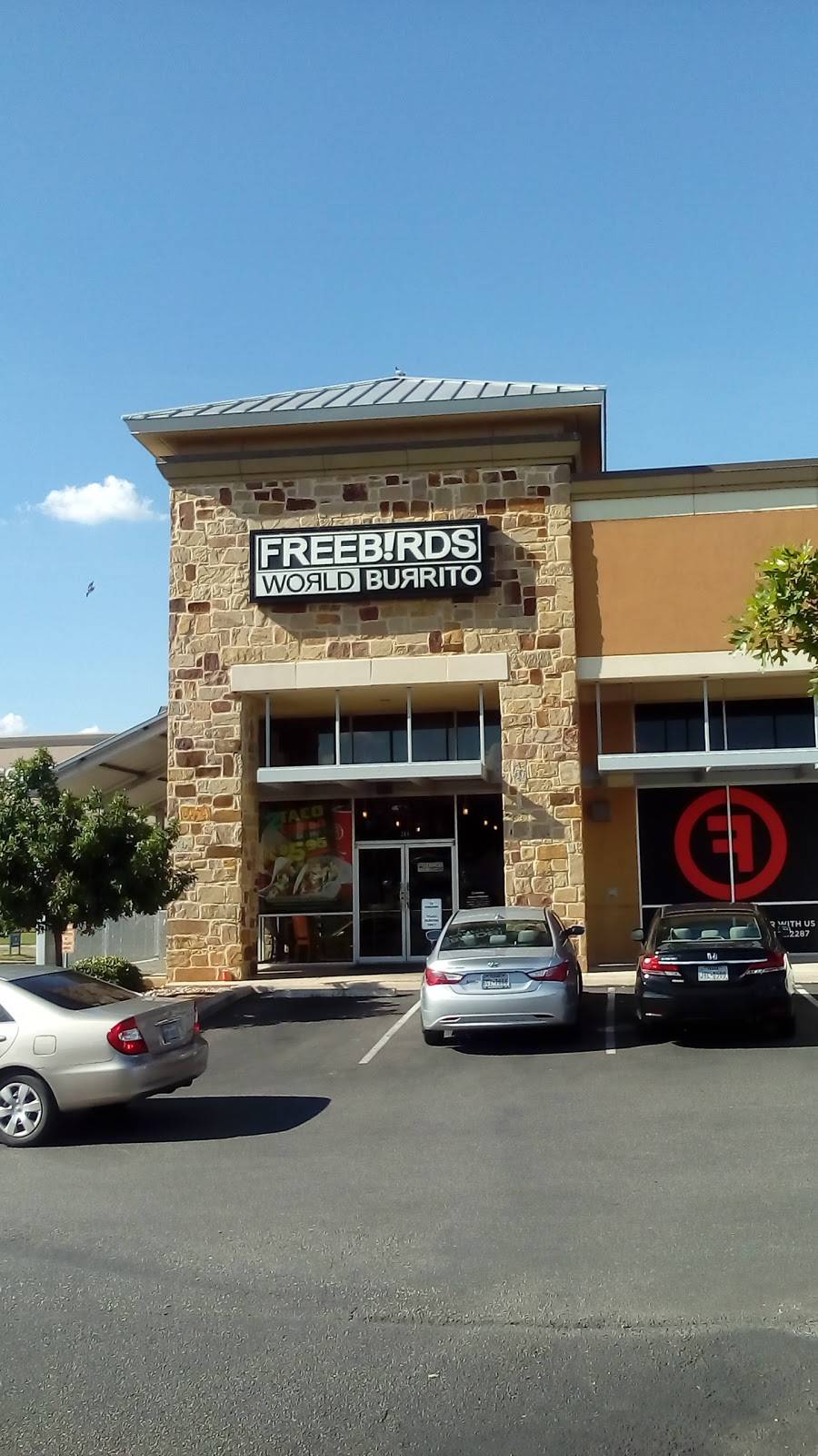Freebirds World Burrito | restaurant | WESTPOINT SC (WP), 8603 TX-151 #213, San Antonio, TX 78245, USA | 2102671062 OR +1 210-267-1062