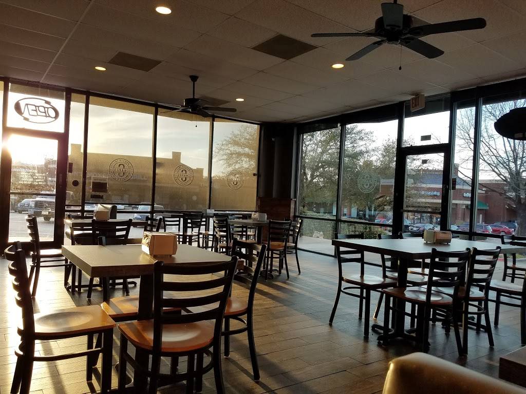 Chapps Burgers (Carrier Pkwy & I-20) | restaurant | 4146 S Carrier Pkwy, Grand Prairie, TX 75052, USA | 9722636969 OR +1 972-263-6969