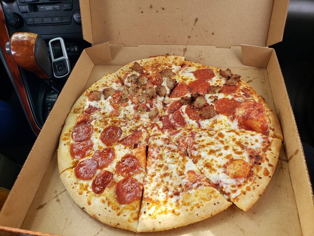Little Caesars Pizza | meal takeaway | 11222 E Colonial Dr, Orlando, FL 32817, USA | 4072497733 OR +1 407-249-7733