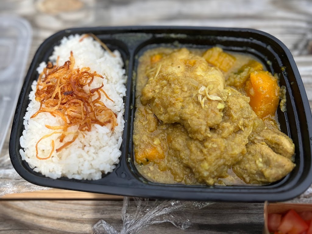 Burma Classic | restaurant | 90 Charter Oak Ave, San Francisco, CA 94124, USA | 4152715608 OR +1 415-271-5608