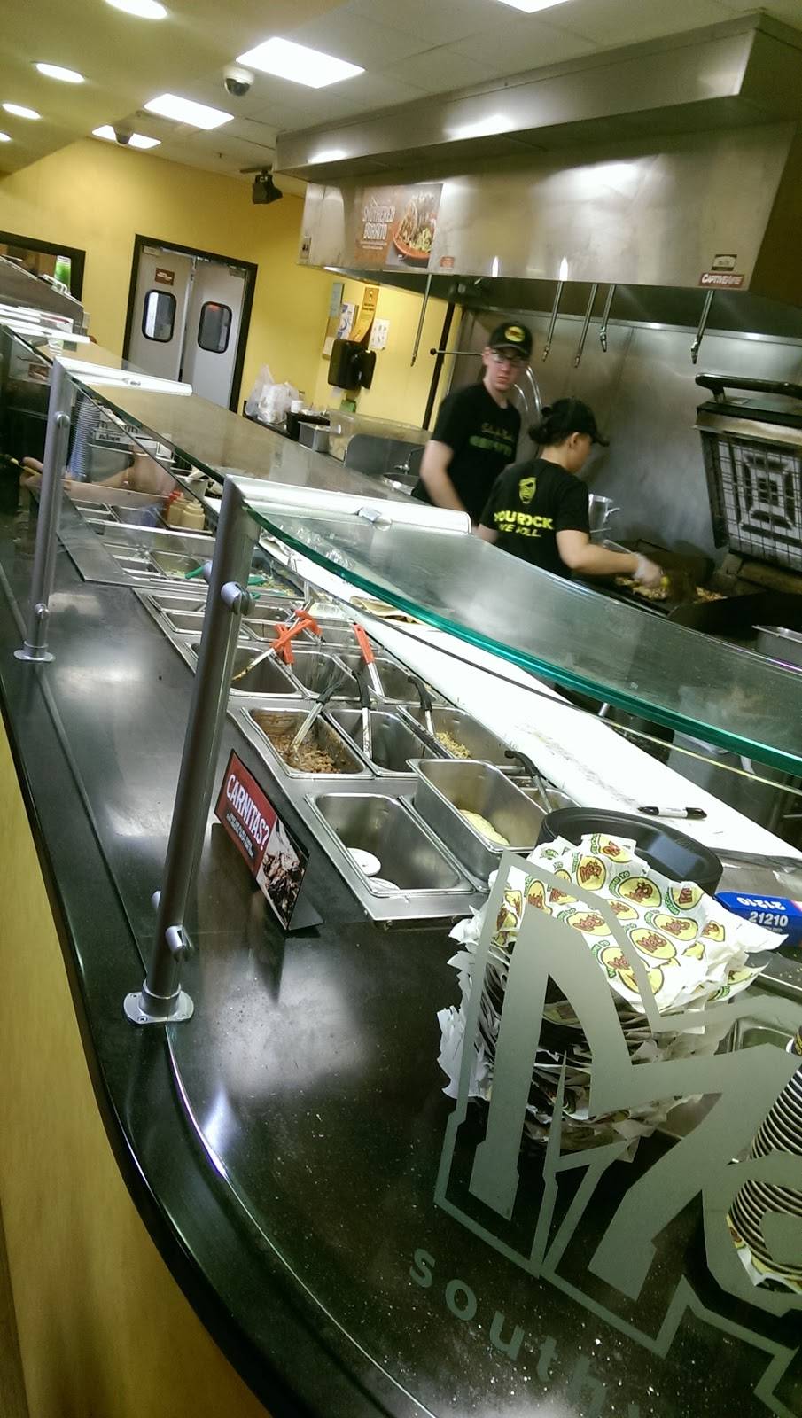 Moes Southwest Grill | restaurant | 2450 Main St, Glastonbury, CT 06033, USA | 8604309222 OR +1 860-430-9222