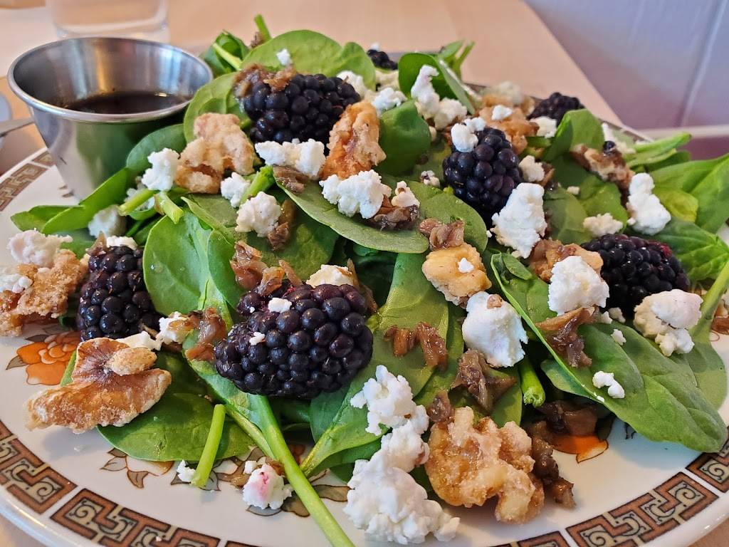 Kettle Lake Kitchen | restaurant | 207 Water St, Conneaut Lake, PA 16316, USA | 8143823431 OR +1 814-382-3431